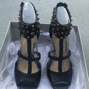 Brand new Jessica Simpson stud heels